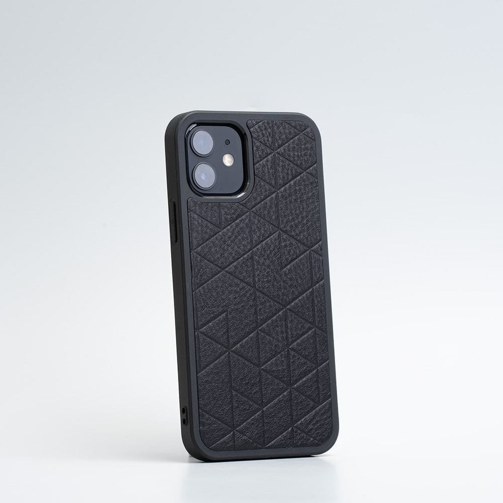geometric iphone 12 case with magsafe