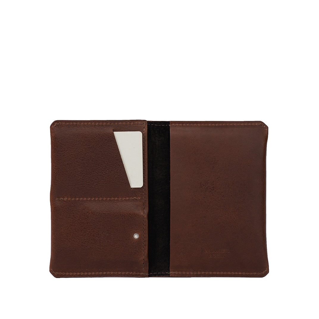 Leather Passport Holder 2.1 for AirTag | RFID Blocking