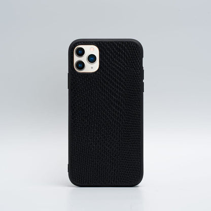 black iphone 11 pro max animal print case