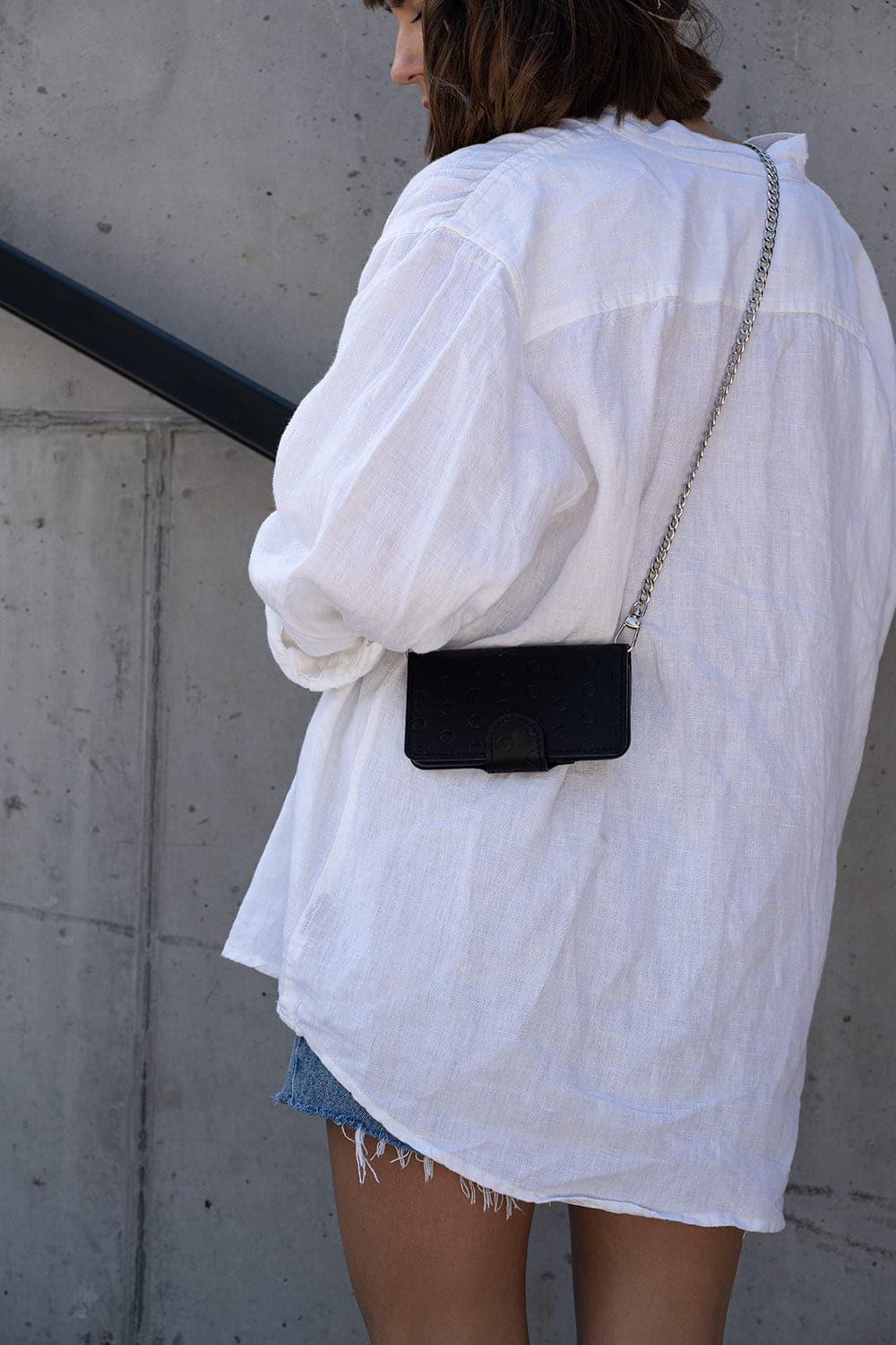 chain crossbody wallet case