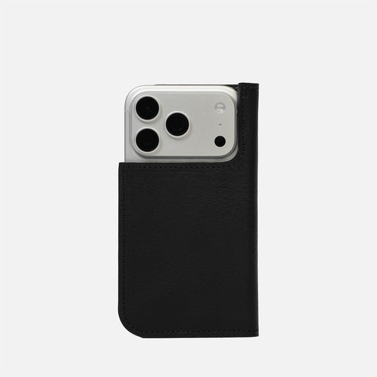 iPhone 17 Pro folio wallet
