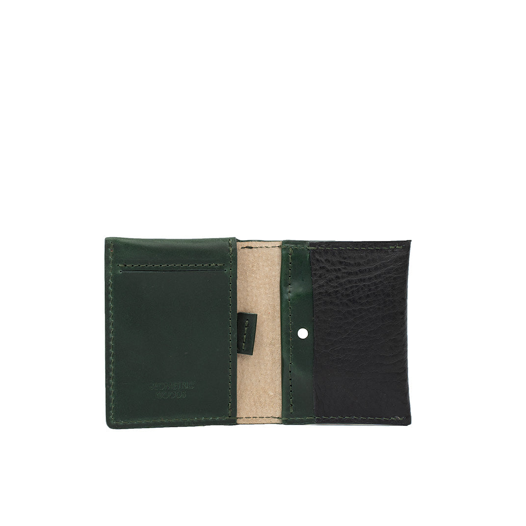 Leather Card Wallet for AirTag - The Minimalist 5.0