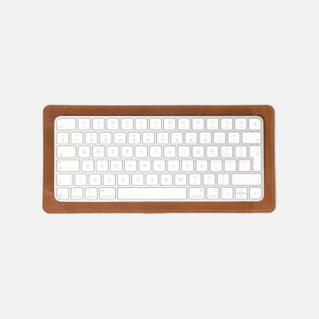 Leather Magic Keyboard Tray in Brown – handcrafted Apple keyboard stand for compact Magic Keyboard