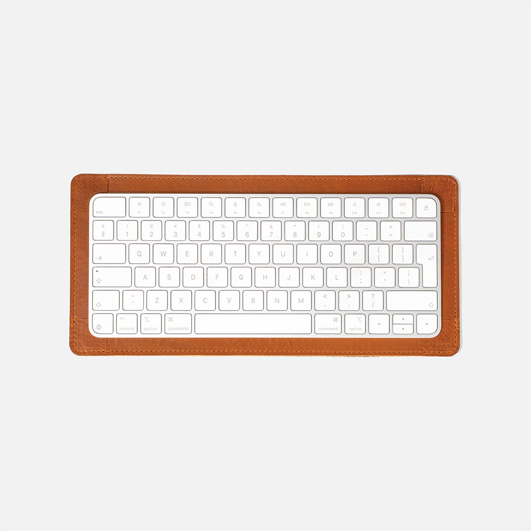 Leather Magic Keyboard Tray in Tan – handcrafted Italian leather stand for Apple Magic Keyboard (compact, Touch ID compatible)