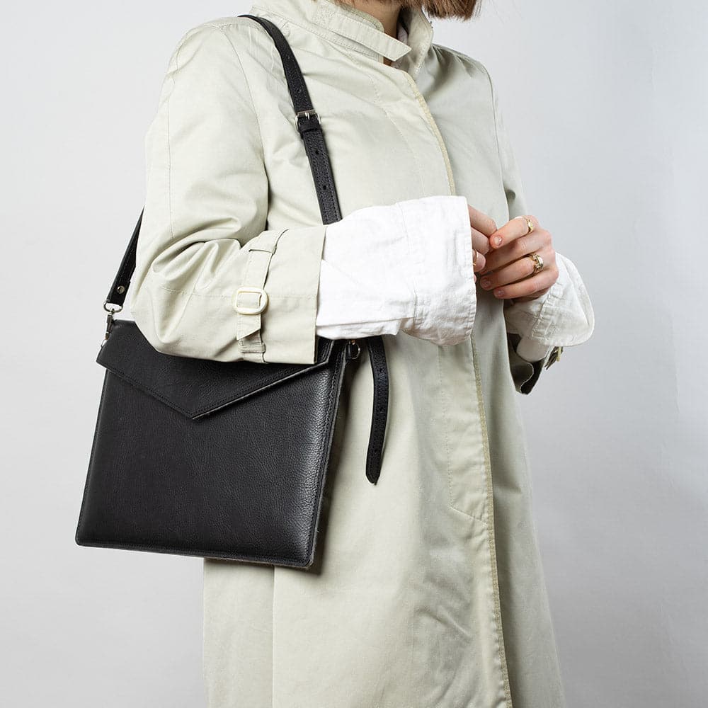 lady's macbook leather sleeve case bag in black color