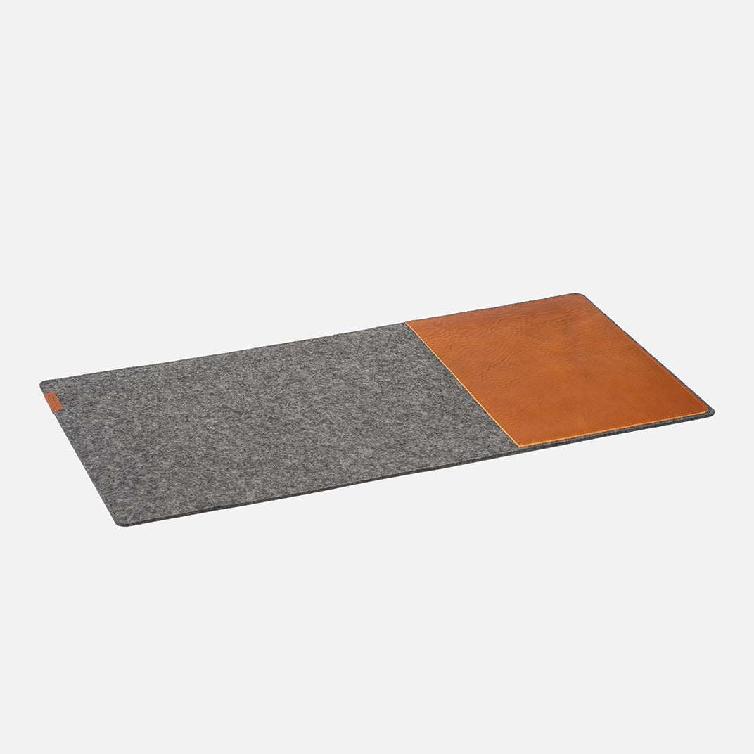 Wool felt desk pad with tan leather mouse pad insert – 30×60 cm minimalist desk mat for full-size keyboard and workspace protection